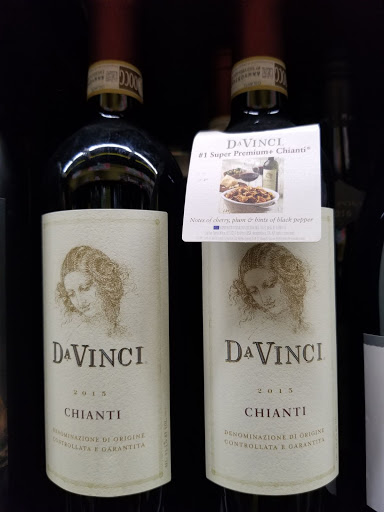 Liquor Store «Gold Crown Liquors Store», reviews and photos, 3425 N Clark St, Chicago, IL 60657, USA