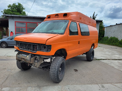 SZEJNER MOTORS Dworcowa 36, 64-840 Budzyń, Polska