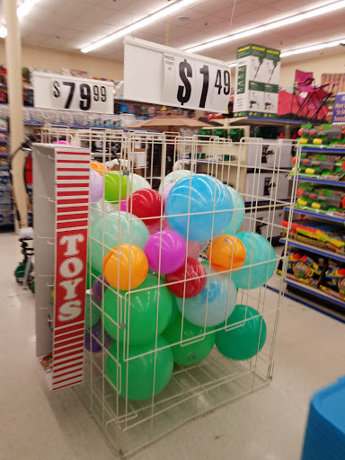 Discount Store «Roses Express», reviews and photos, 6601 Harvard Ave, Cleveland, OH 44105, USA