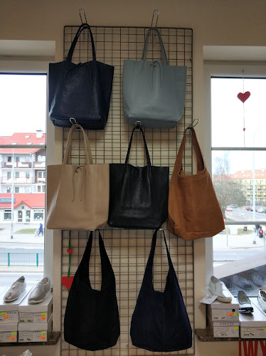 SALON OBUWIA MAX - Sklep obuwniczy