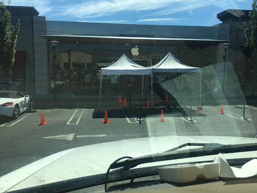 Computer Store «Apple Lehigh Valley», reviews and photos, 250 Lehigh Valley Mall, Whitehall, PA 18052, USA