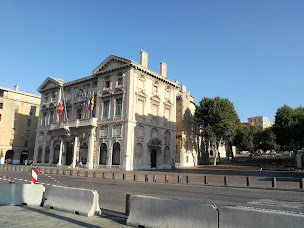 Photo n°57 de Sur Le Port... à Marseille ()