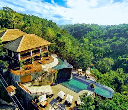 Pertokoan Investama - Bali photo