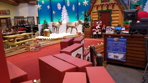 Sporting Goods Store «Bass Pro Shops», reviews and photos, 1133 N Dobson Rd, Mesa, AZ 85201, USA