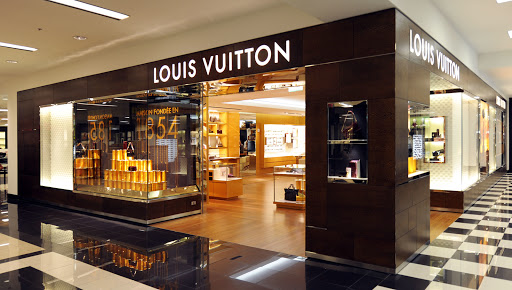 Louis Vuitton White Plains Bloomingdales image 8