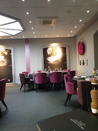 Atmosphère du Restaurant français Restaurant Le Lucullus Montmorillon - n°10