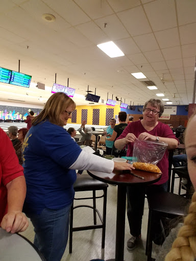 Bowling Alley «Harvest Lanes», reviews and photos, 4101 N St Peters Pkwy, St Peters, MO 63304, USA