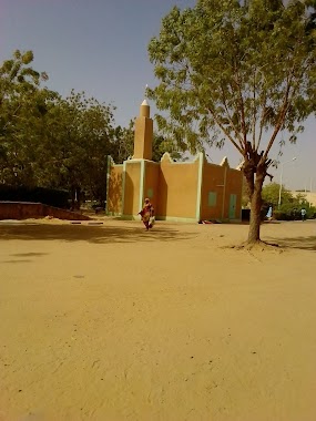 Auerge Red House