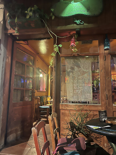 Opinii despre Epea Pteroenta în Χανιά - Καφετέρια