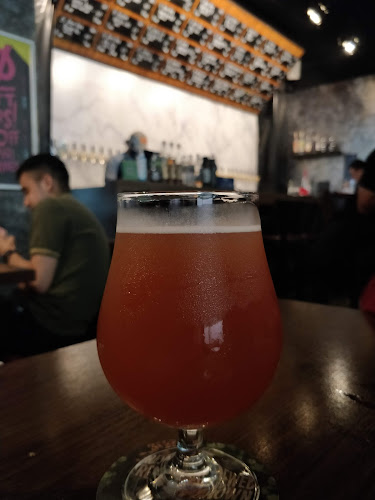 Opinii despre American Taproom, Waterloo St în Singapore - Bar