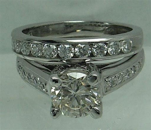 Jewelry Store «Mission Hills Gallery Fine Jewelers», reviews and photos, 2678 Mowry Ave, Fremont, CA 94538, USA