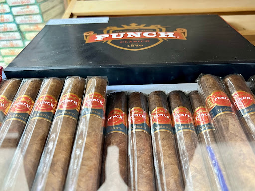 Tobacco Shop «Smokers Heaven KC», reviews and photos, 10145 Wornall Rd, Kansas City, MO 64114, USA