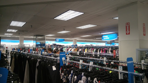 Clothing Store «Ross Dress for Less», reviews and photos, 100 S Biscayne Blvd, Miami, FL 33131, USA