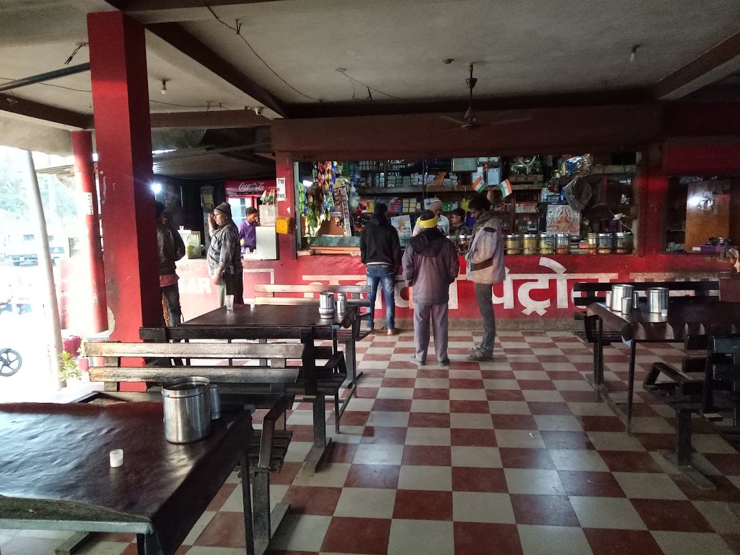 लक्की ढ़ाबा एंड रेस्टोरेंट
