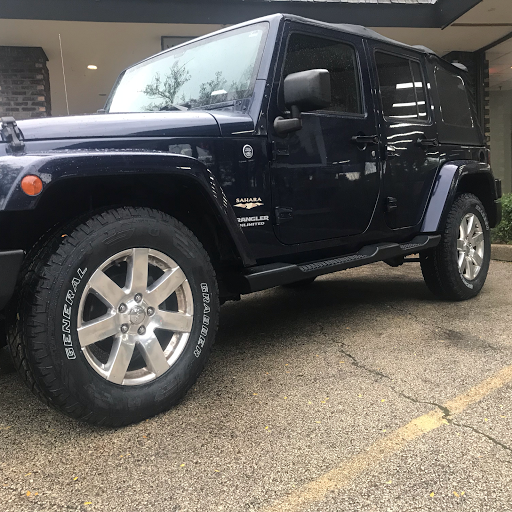 Auto Repair Shop «Personalized Auto Care», reviews and photos, 2200 Waukegan Rd, Glenview, IL 60025, USA