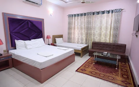 Hotel Shaheen Continental Multan image