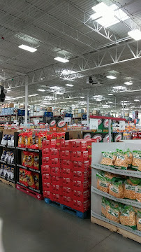 Sam's Club - Photo 2 - Car repair in Appleton, WI, Appleton