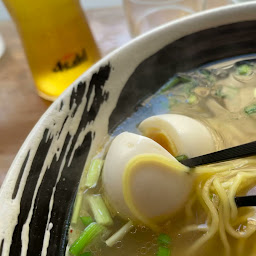 Photo n°84 de Dosanko Larmen à Paris ()