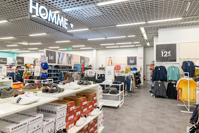 GEMO NANTES - REZE Chaussures et Vêtements à Rezé