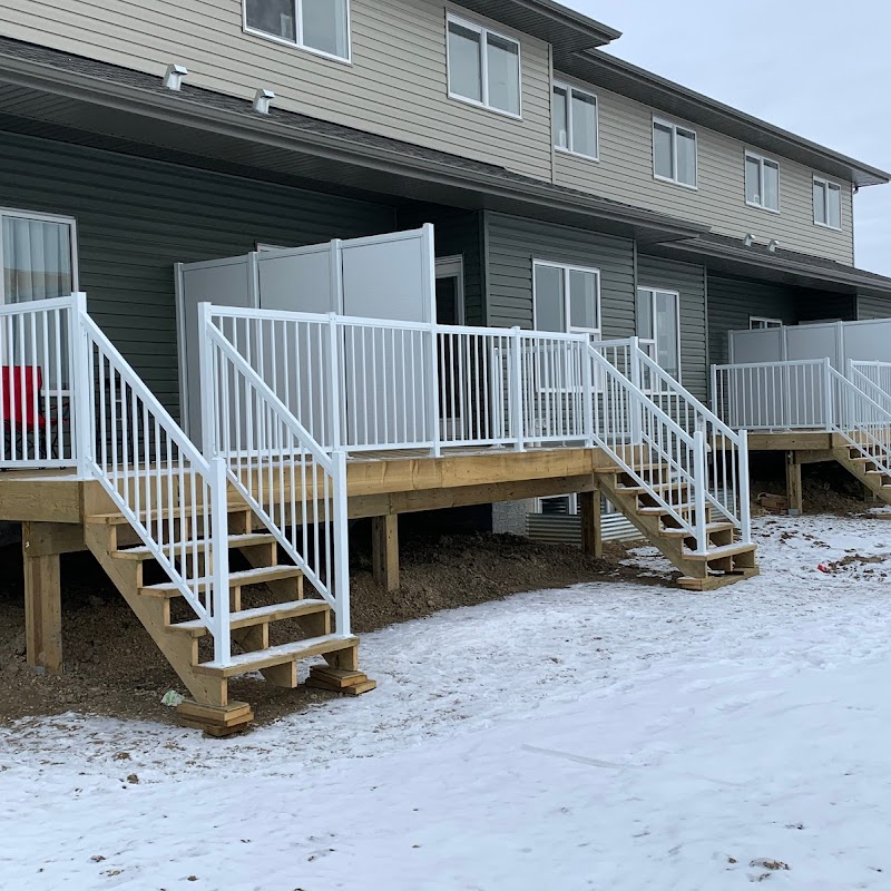 Canpro Deck and Rail Red Deer