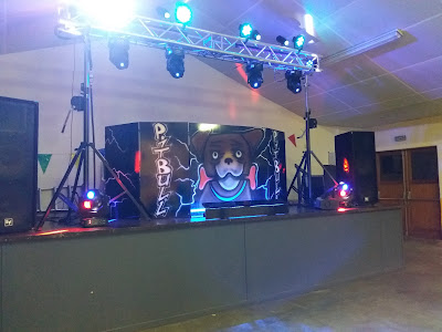 Salle des fêtes à Saint-Arroman
