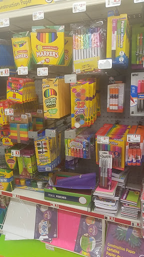 Dollar Store «FAMILY DOLLAR», reviews and photos, 585 Hazard Ave, Enfield, CT 06082, USA
