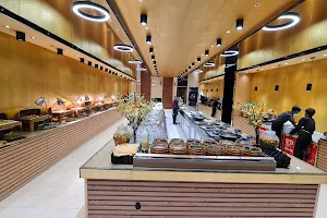 Oishi Buffet​ Sukisoup & BBQ (Toul Kok) image