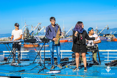 Centro Cultural Esmeralda Puede