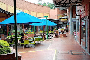 COLON PLAZA Shopping Center image