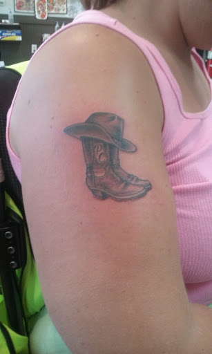 Tattoo Shop «Infinity Tattoo LLC», reviews and photos, 3316 N Lombard St, Portland, OR 97217, USA