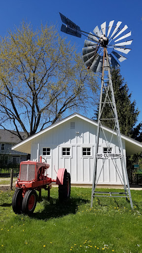 Park «Hampe Park», reviews and photos, 297 W Lies Rd, Carol Stream, IL 60188, USA