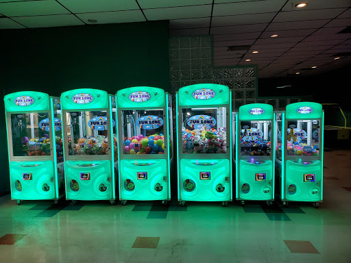 Bowling Alley «Oil Bowl Lanes», reviews and photos, 1102 W Cotton St, Longview, TX 75604, USA