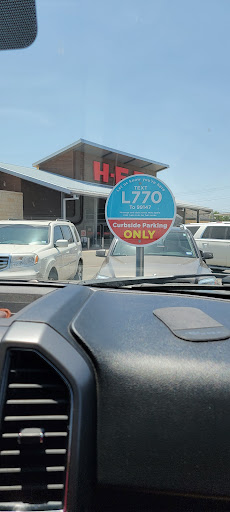 Grocery Store «H-E-B Grocery», reviews and photos, 300 Main St, Kerrville, TX 78028, USA