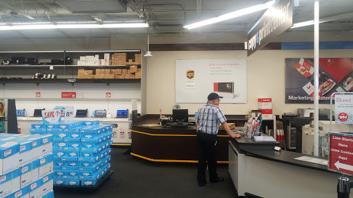 Office Supply Store «Staples», reviews and photos, 1700 W 49th St, Hialeah, FL 33012, USA