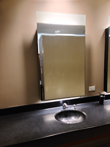 Gym «LA Fitness», reviews and photos, 100 Marketplace Dr, Rochester, NY 14623, USA