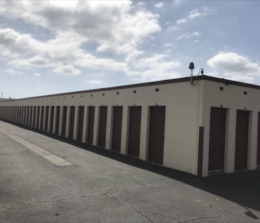 Self-Storage Facility «Santa Ana Mini Storage California», reviews and photos, 401 N Fairview St, Santa Ana, CA 92703, USA