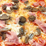 Photo n°2 de l'avis de Valentina.a fait le 07/07/2021 à 17:27 sur le  Pub Pizzeria La Caneva à Folgaria