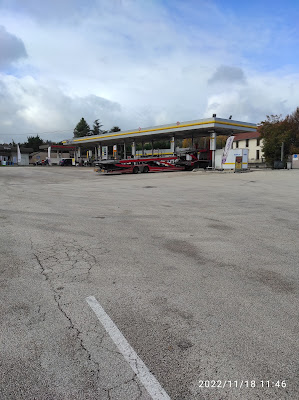 ENI station service à Tournus