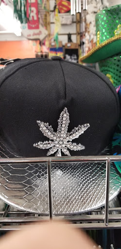 Gift Shop «Happy Daze Gift Shop LLC», reviews and photos, 616 N Grand Ave E, Springfield, IL 62702, USA