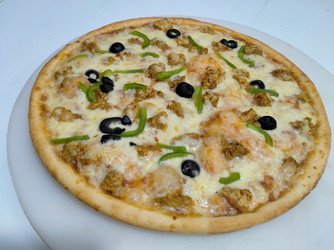 pizza cravers north nazimabad