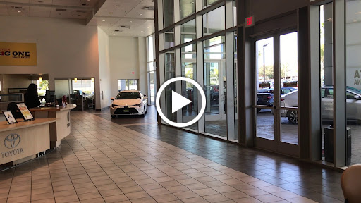 Toyota Dealer «Toyota Pasadena», reviews and photos, 3600 E Foothill Blvd, Pasadena, CA 91107, USA