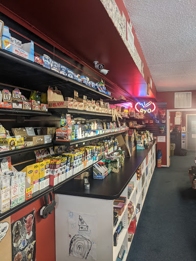 Tobacco Shop «We Roll», reviews and photos, 2339 Tamiami Trail E, Naples, FL 34112, USA