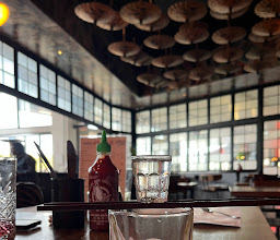 Saigon Suzy Cedar Square photo