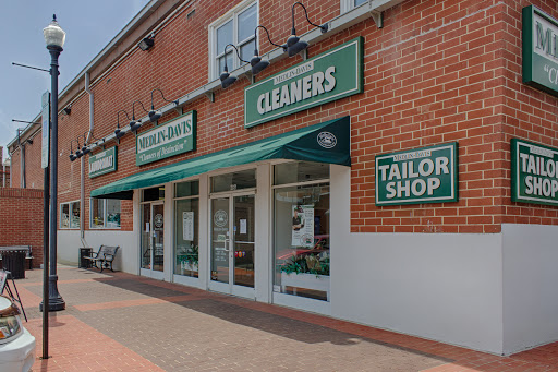 Dry Cleaner «Medlin-Davis Cleaners, Cameron Village», reviews and photos, 2021 Smallwood Dr, Raleigh, NC 27605, USA
