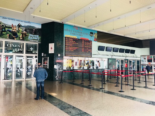 Imagen de Cines Lys Valencia (7 de 9)