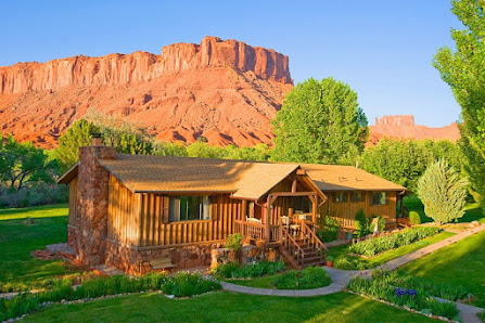 Castle Valley Inn Bed and Breakfast 424 Amber Ln, Moab, UT 84532