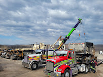 Candido's Heavy Duty Towing & Recovery (Semi Rv Box Truck Towing) - Photo 3 - Car repair in Lexington, KY, Lexington