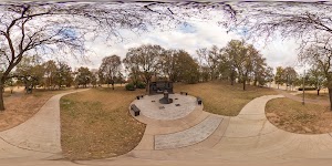Veterans Memorial Park - photo 48