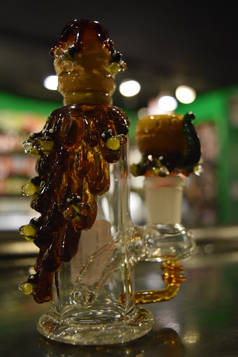 Tobacco Shop «Amsterdam Smoke and Vape Store», reviews and photos, 5521 South St, Lakewood, CA 90713, USA