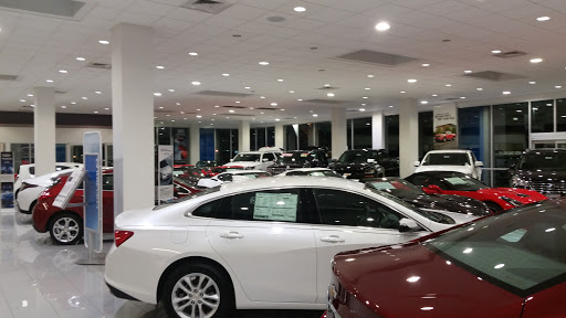 Chevrolet Dealer «Ed Bozarth Chevrolet Company, Inc. - Aurora Dealership», reviews and photos, 2001 S Havana St, Aurora, CO 80014, USA